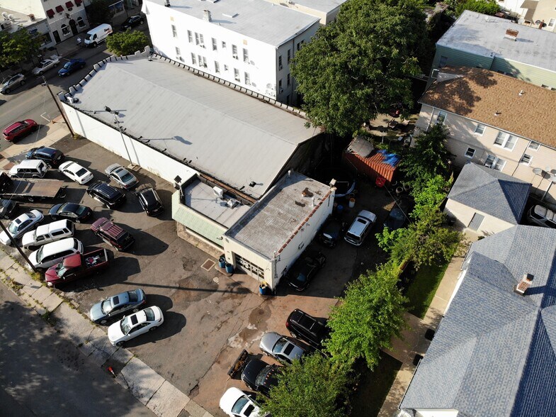 More Photos Of 320 Kearny Ave, Kearny Auto Dealership For Sale