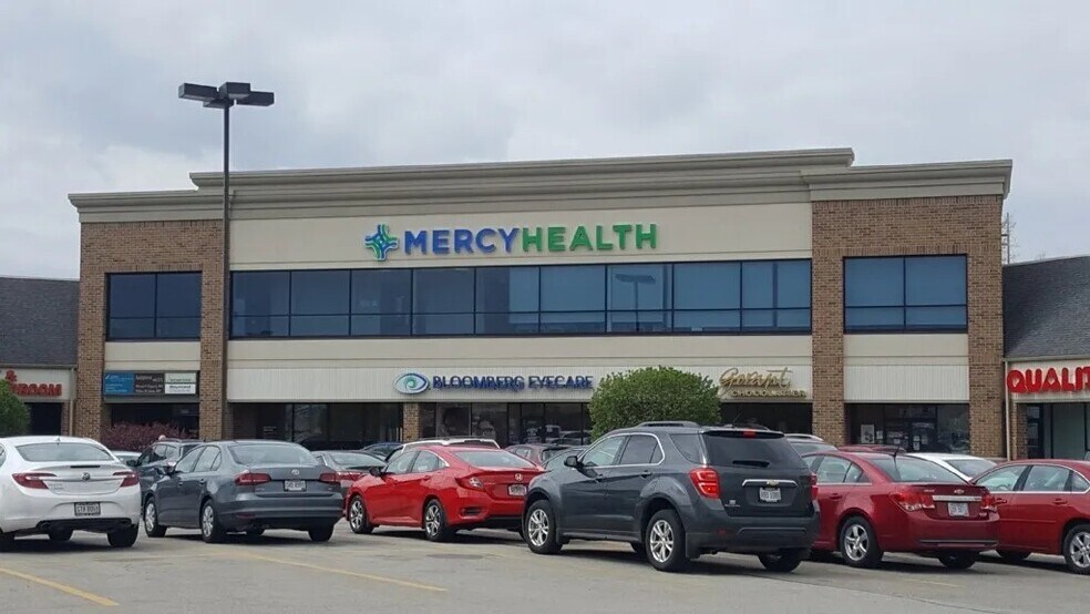 More Photos Of 5513-5553 Mahoning Ave, Austintown Unknown For Lease