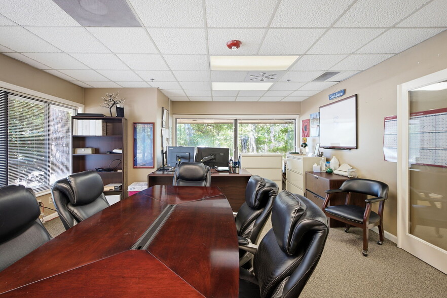 More Photos Of 1044 William Hilton Pky, Hilton Head Island Office For Sale
