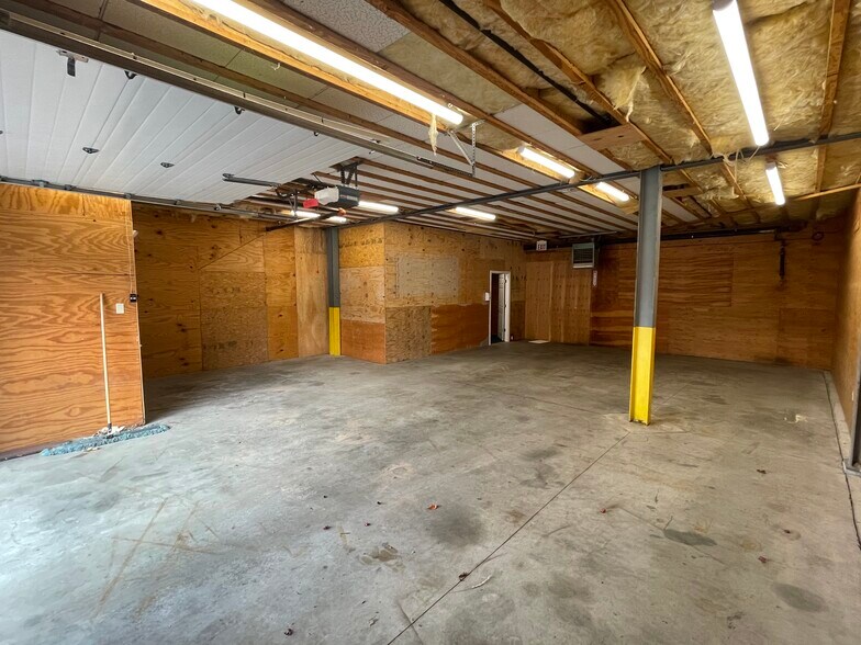 More Photos Of 63 Myron St, West Springfield Freestanding For Lease