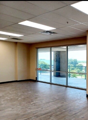More Photos Of 2050 Double Creek Dr, Round Rock Medical For Lease