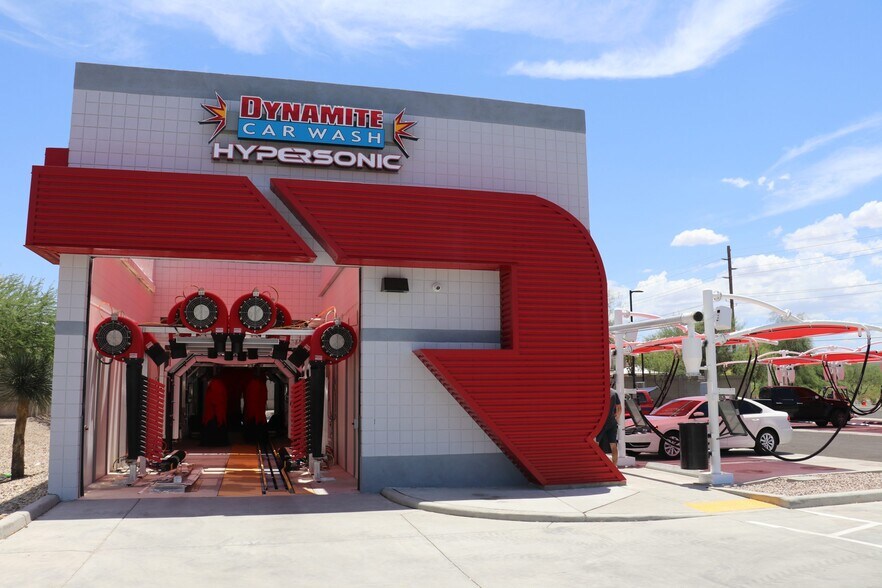 More Photos Of 5701 S 12th Ave, Tucson Auto Repair For Sale