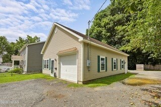 More Photos Of 45 School St, Lee Office For Sale