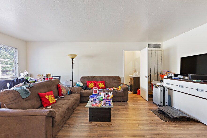 More Photos Of 1237-1241 Coronado Dr, Sunnyvale Apartments For Sale