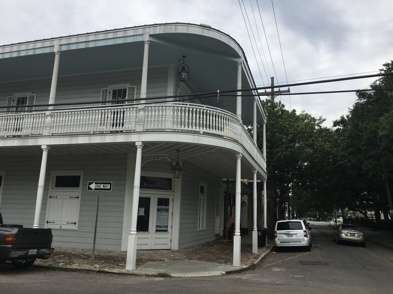 More Photos Of 801 Frenchmen St, New Orleans Restaurant For Lease