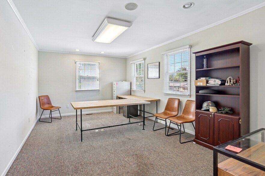 More Photos Of 841 Camden ave, Blackwood Warehouse For Sale
