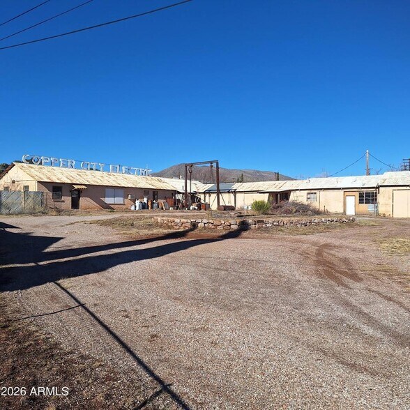 More Photos Of 219 Douglas St, Bisbee Specialty For Sale