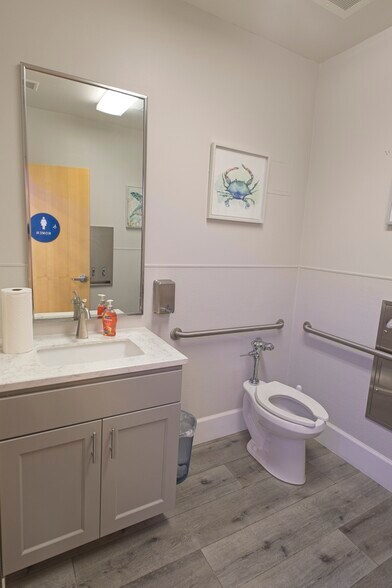 More Photos Of 1361 Rocky Point Dr, Oceanside Warehouse For Sale