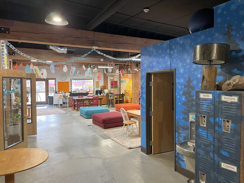 More Photos Of 13 Railroad St, Hood River Winery Vineyard For Lease