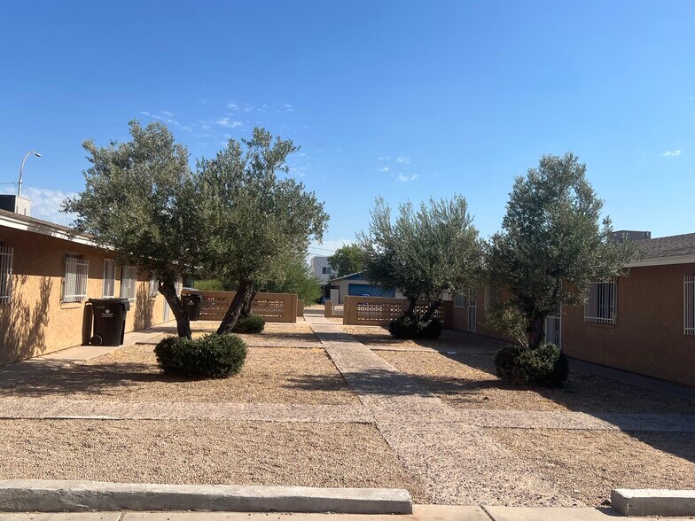 More Photos Of , Phoenix Multifamily For Sale