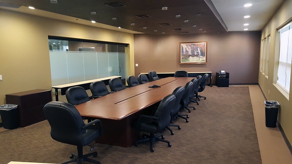 More Photos Of 776 E Riverside Dr, Eagle Office For Lease