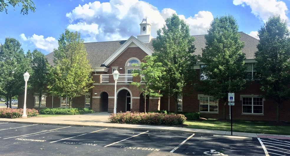 More Photos Of 9482 Wedgewood Blvd, Powell Office For Lease