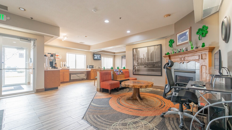 More Photos Of 3005 John Howell Dr, Valparaiso Hotel For Sale