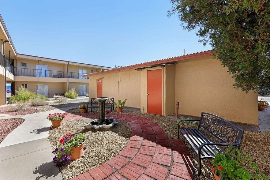 More Photos Of 713 N California St, Socorro Hotel For Sale