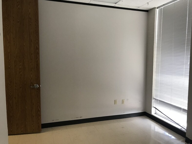 More Photos Of 1115 Gemini St, Houston Office For Lease