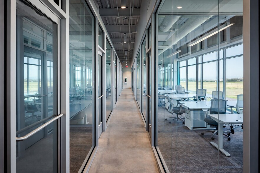 More Photos Of 2500 NE 11th St, Bentonville Coworking Space
