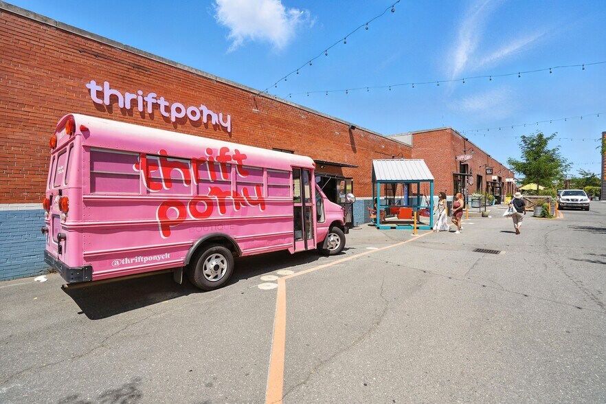 More Photos Of 1801 N Graham St, Charlotte Unknown For Lease