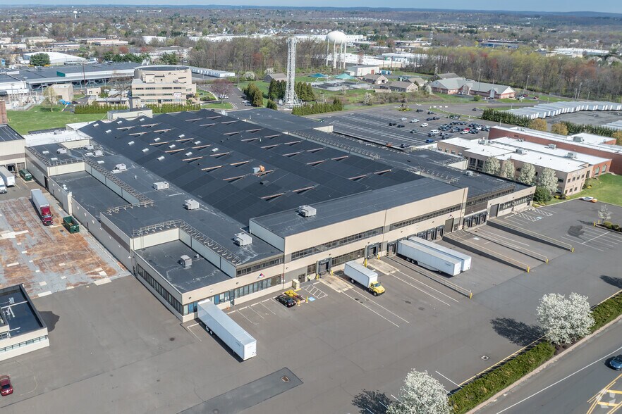 More Photos Of 50 Cardinal Ln, Warminster Warehouse For Lease