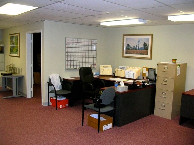 More Photos Of 154 Talcottville Rd, Vernon Rockville Freestanding For Sale