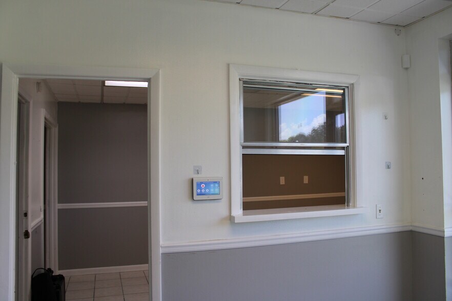 More Photos Of 3632 US Highway 92 E, Lakeland Storefront Retail Office For Lease