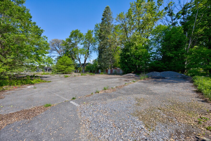 More Photos Of 183-185 Church Ave, Ballston Spa Land For Sale