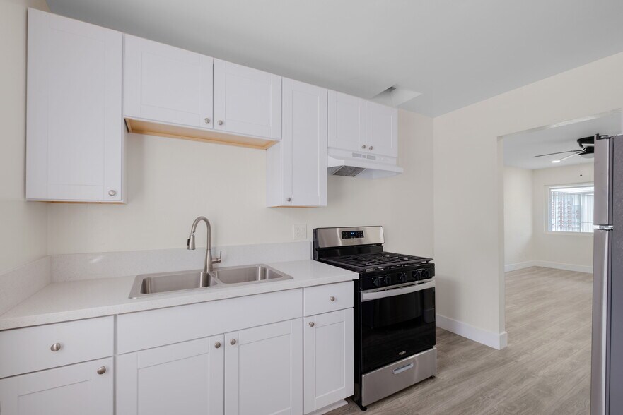 More Photos Of 7025 Boulevard Dr, La Mesa Apartments For Sale