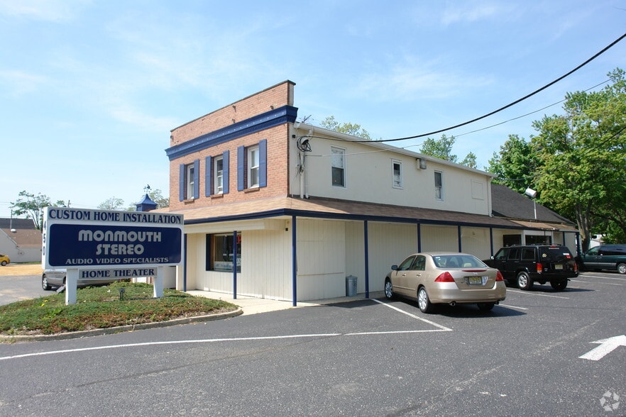 More Photos Of 444-450 Broad St, Shrewsbury Freestanding For Sale