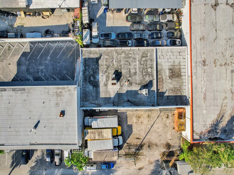 More Photos Of 10812-10818 NW 6th Ct, Miami Warehouse For Sale