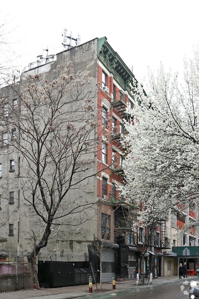 More Photos Of 40 Clinton St, New York Apartments For Lease