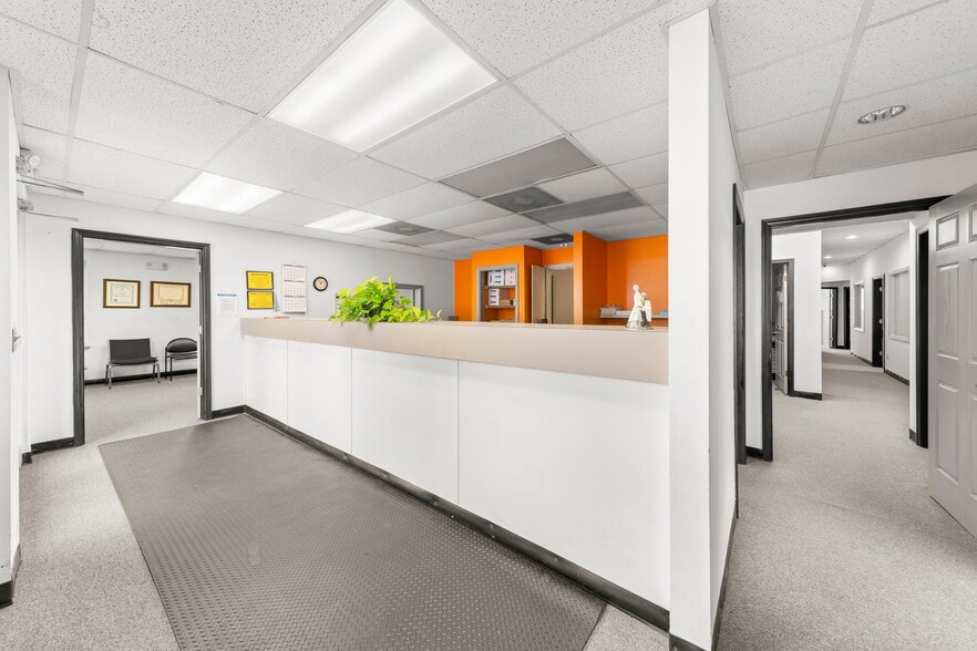 More Photos Of 1414 Ellen St, Monroe Medical For Sale