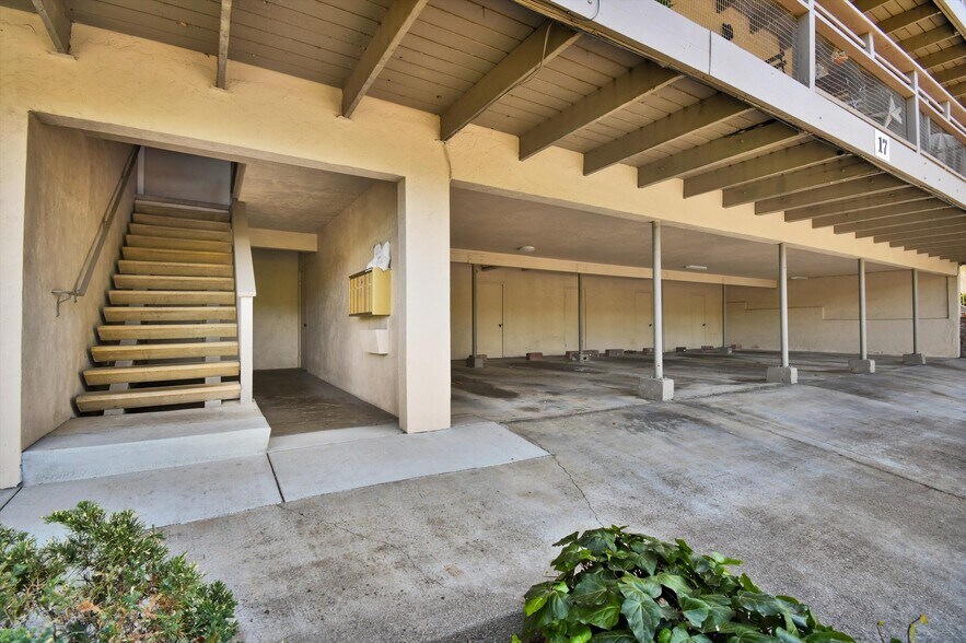 More Photos Of 17 Roque Moraes Ct, Mill Valley Apartments For Sale