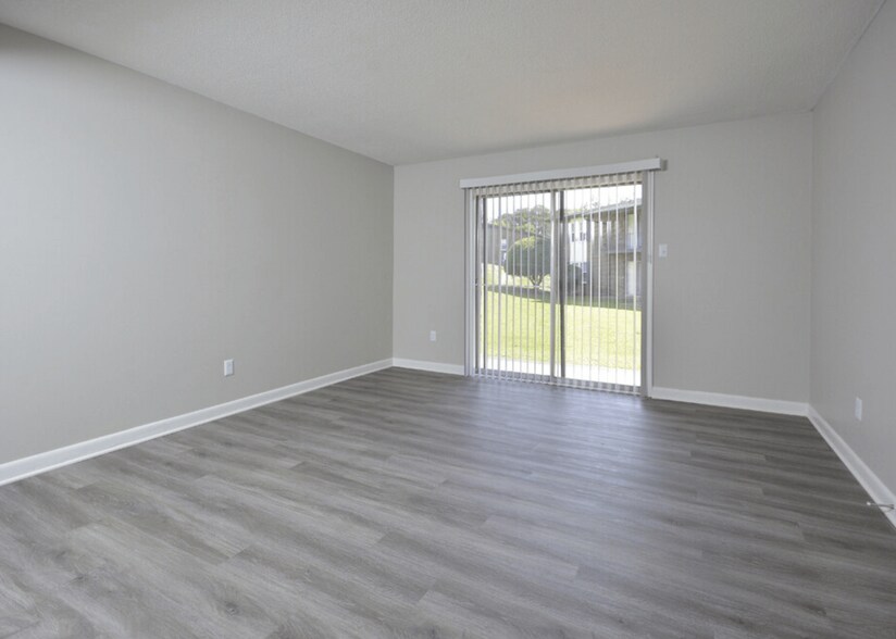 More Photos Of 29 Briar Cir, Fayetteville Apartments For Sale