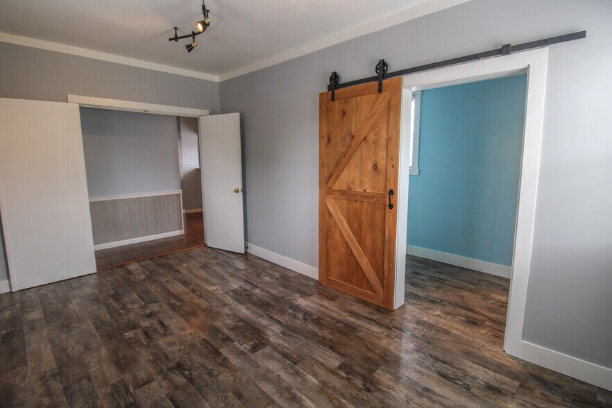 More Photos Of 1517 Allentown Rd, Lima Office For Sale