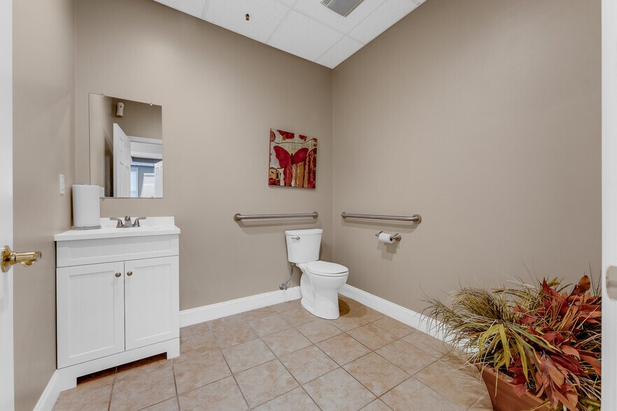 More Photos Of 6-10 Canyon Rd, Morgantown Loft Creative Space For Sale