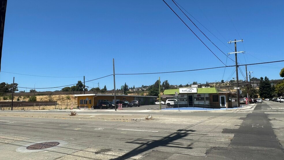 More Photos Of 19648-19652 Mission Blvd, Hayward Restaurant For Sale