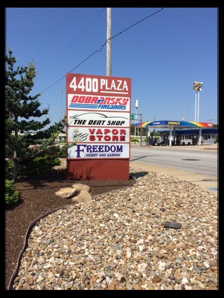 More Photos Of 4400 Portage St NW, North Canton Flex For Lease