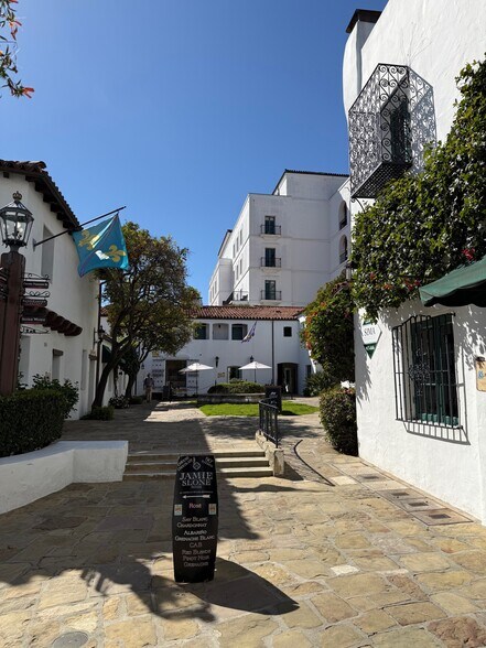 More Photos Of 5-129 El Paseo, Santa Barbara Unknown For Lease