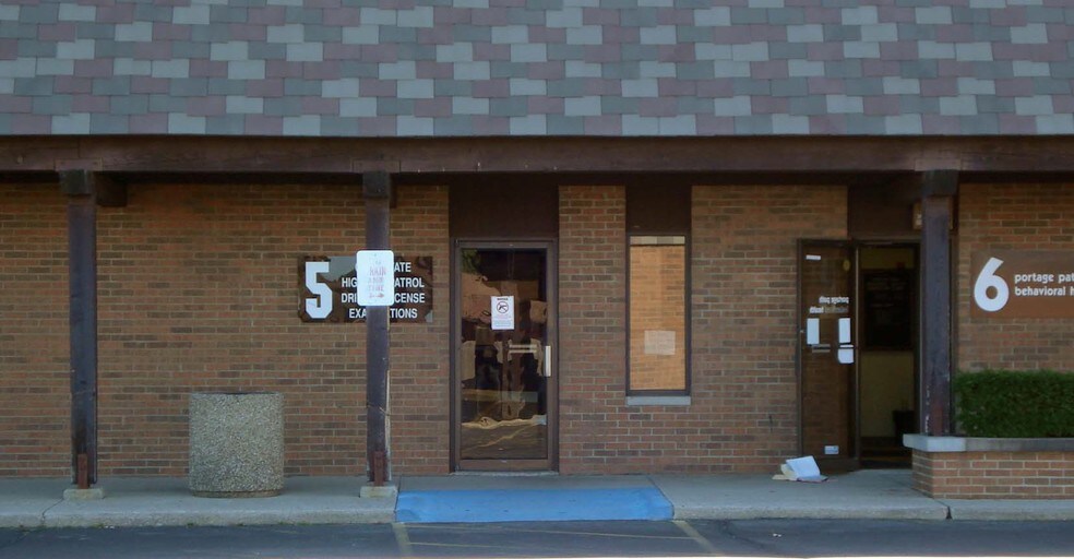 More Photos Of 105 5th St SE, Barberton Medical For Lease