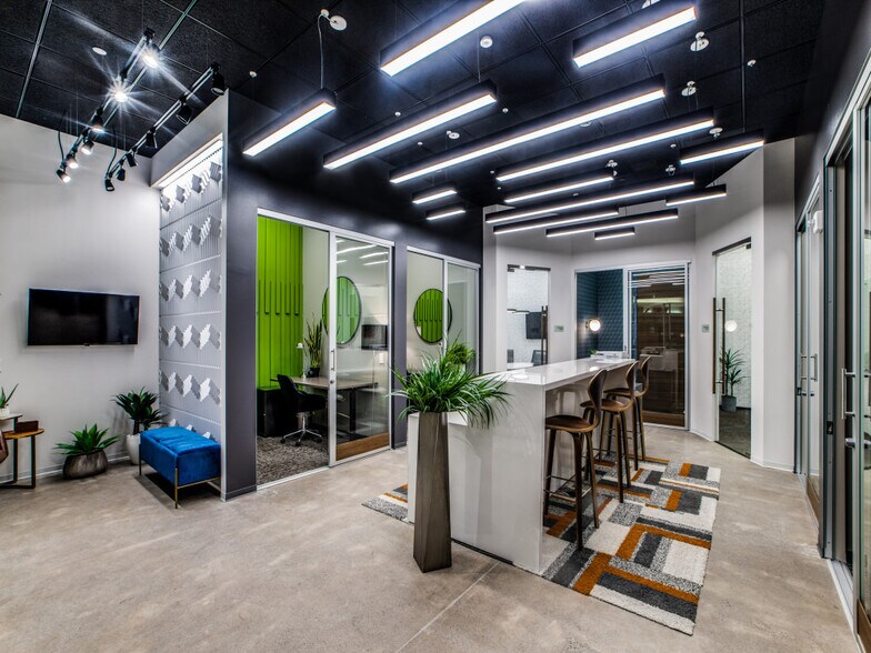 More Photos Of 1000 Main St, Houston Office For Lease