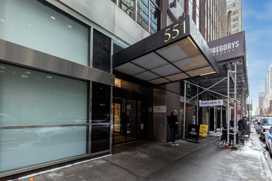More Photos Of 551 Madison Ave, New York Office For Lease