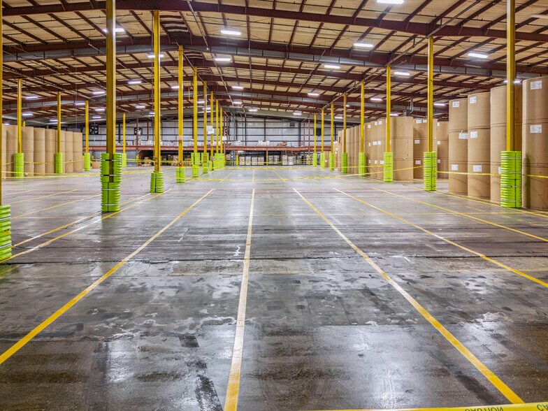 More Photos Of 801 Riverbarge Rd, Monroe Distribution For Sale