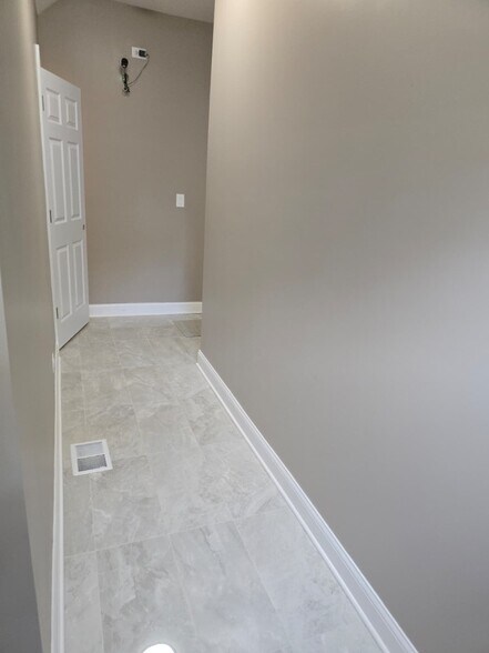 More Photos Of 35 N Mayfield Ave, Chicago Apartments For Sale