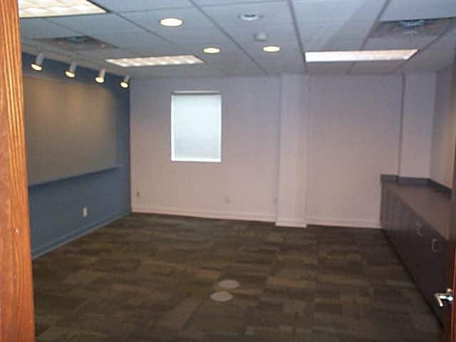 More Photos Of 178 Main St, Biloxi Office For Lease