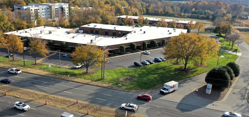 More Photos Of 377 Rubin Center Dr, Fort Mill Light Distribution For Lease