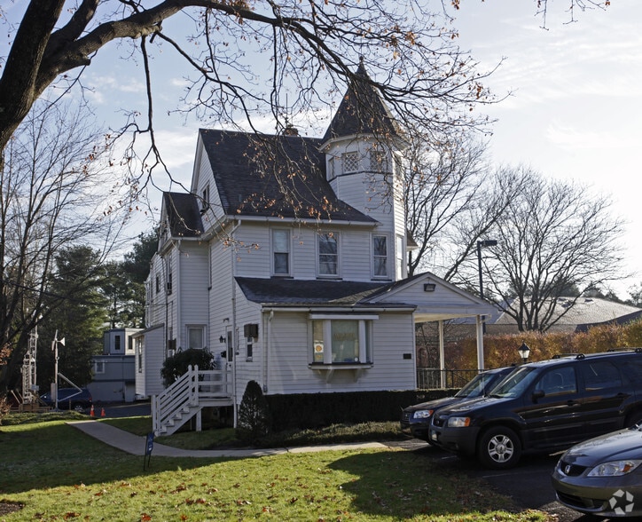 More Photos Of 279 S Main St, Doylestown Office For Lease