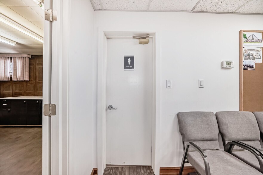 More Photos Of 12703 109 St NW, Edmonton Religious Facility For Sale