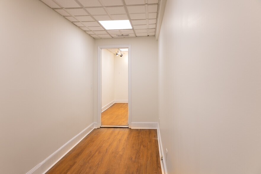More Photos Of 393 Millburn Ave, Millburn Office Residential For Lease