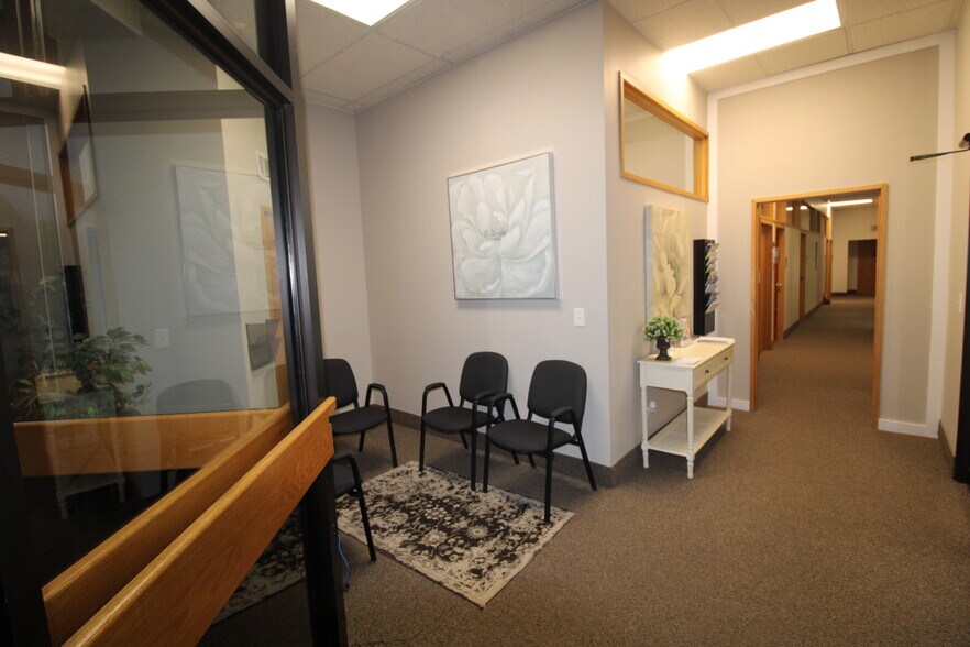 More Photos Of 200 N Main St, East Longmeadow Loft Creative Space For Sale