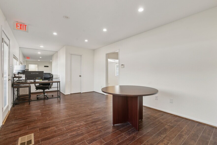 More Photos Of 12159 FM 1097 Rd W, Willis Office For Sale