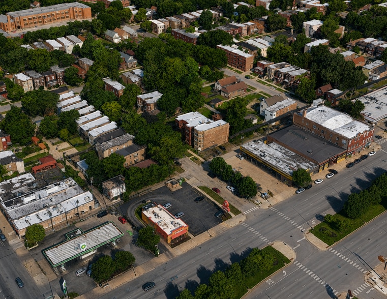 More Photos Of 1528 E 74th Pl, Chicago Apartments For Sale